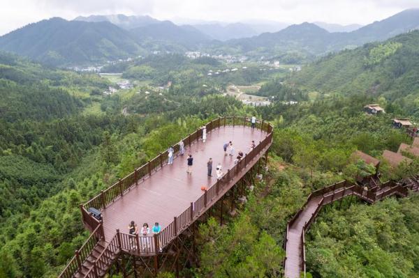 风吹稻花香 三湘好“丰”光 风吹稻花香 三湘好“丰”光