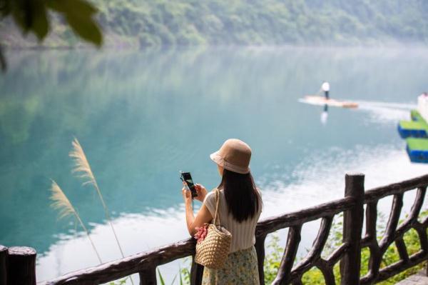 风吹稻花香 三湘好“丰”光 风吹稻花香 三湘好“丰”光