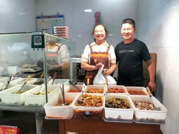 凉菜摊主女儿考上清华!高考705分,秘笈是…… 凉菜摊主女儿考上清华!高考705分,秘笈是……