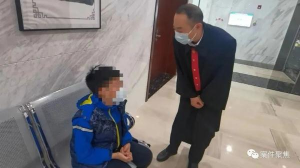 老人痛失爱女 女婿却不让见外孙 孩子：外婆骗钱！ 到底谁有理？