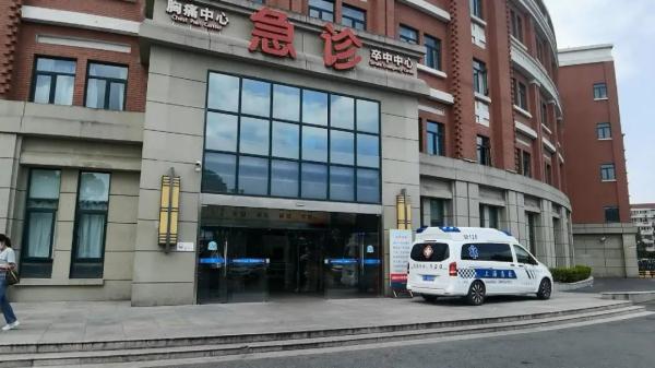 老人痛失爱女 女婿却不让见外孙 孩子：外婆骗钱！ 到底谁有理？