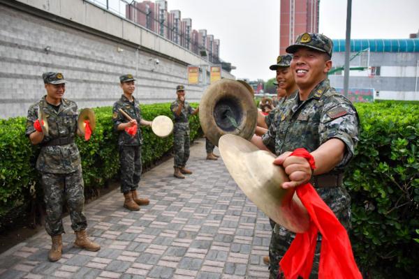 武警北京总队某中队：新兵下连翻开军旅新篇章