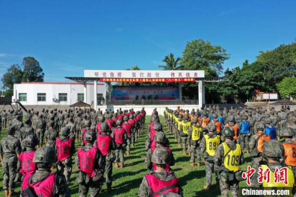 直击海南武警“八一枪王”挑战赛火热现场 直击海南武警“八一枪王”挑战赛火热现场