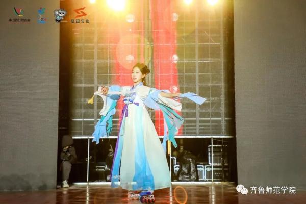 襟飘带舞、宛若飞天……19岁女生夺冠！网友：太仙了