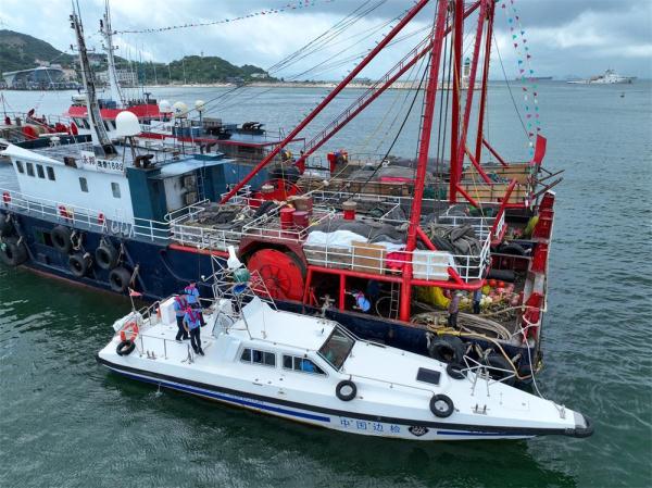 南海开渔! 南海开渔!