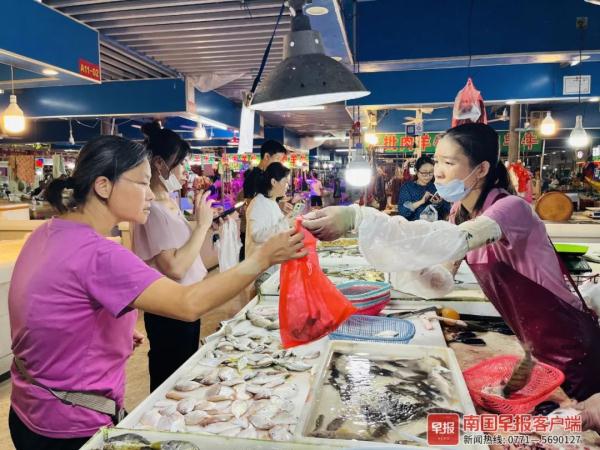 多图直击！广西开海第一波海鲜上岸，价格美丽有的直接腰斩