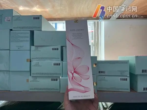 海蓝之谜面霜只要300多元？一别墅内查获了这些…专卖"朋友圈代购"！