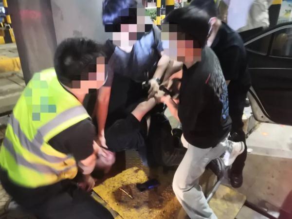 沉浸式体验缉毒抓捕现场！江西赣州破获一起贩运毒品案