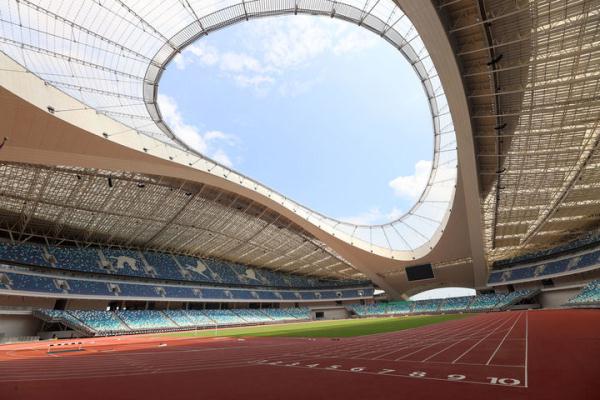 厦门白鹭体育场通过预验收