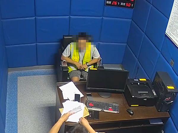 离谱!已婚男子同时交往4名女友,随身携带豪车钥匙,骗来100多万挥霍一空 离谱!已婚男子同时交往4名女友,随身携带豪车钥匙,骗来100多万挥霍一空