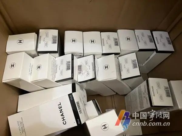 海蓝之谜面霜只要300多元？一别墅内查获了这些…专卖"朋友圈代购"！