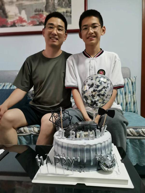 泪目！给儿子的礼物，烈士周昆训还未曾送出