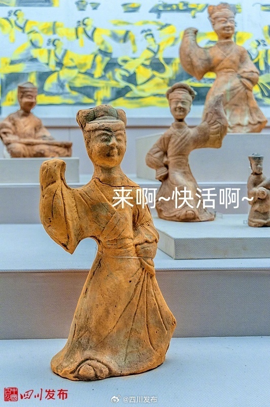 博物馆“显眼包”，怎么成了年轻人的表情包库存