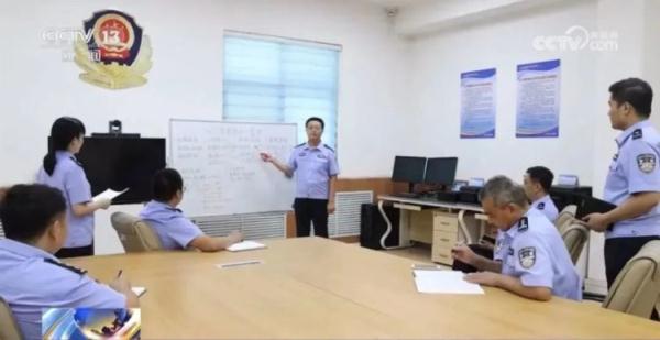 4000元打赏牵出网络犯罪!警方侦破一起跨境网络赌博、传播淫秽物品案 4000元打赏牵出网络犯罪!警方侦破一起跨境网络赌博、传播淫秽物品案