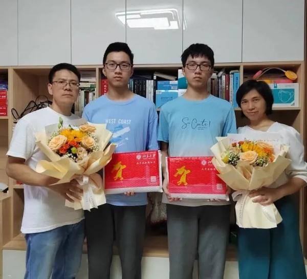 “神同步”的优秀!三对双胞胎上北大,还有更巧的 “神同步”的优秀!三对双胞胎上北大,还有更巧的