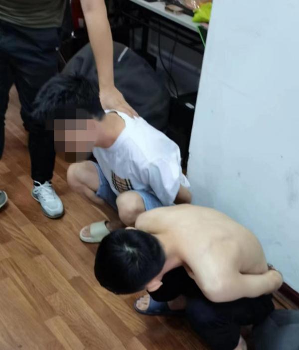 传播病毒入侵他人电脑，“黑客”两兄弟被抓