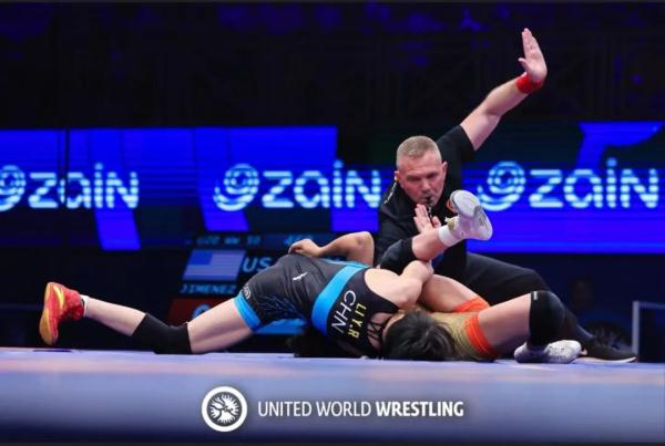 厉害了！广西“00后”女孩勇夺世界冠军