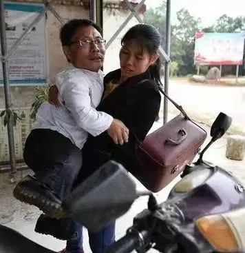 身高不足1米的“袖珍神医”,守护全村百姓 身高不足1米的“袖珍神医”,守护全村百姓