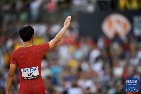 田径世锦赛 | 男子400米栏第一轮：谢智宇晋级半决赛