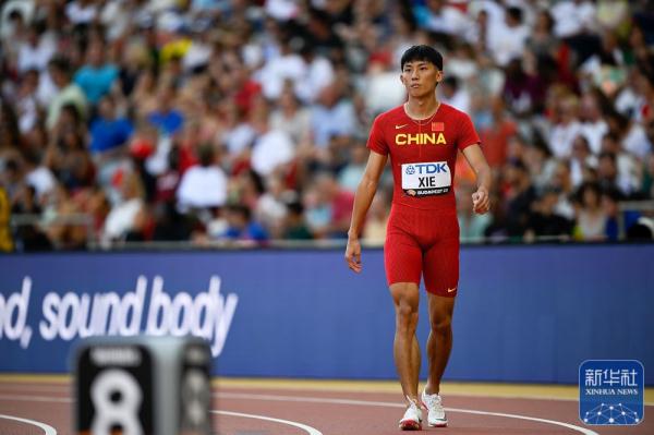 田径世锦赛 | 男子400米栏第一轮：谢智宇晋级半决赛