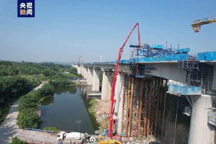 成都3小时到昆明!这条高铁离开通又近一步! 成都3小时到昆明!这条高铁离开通又近一步!