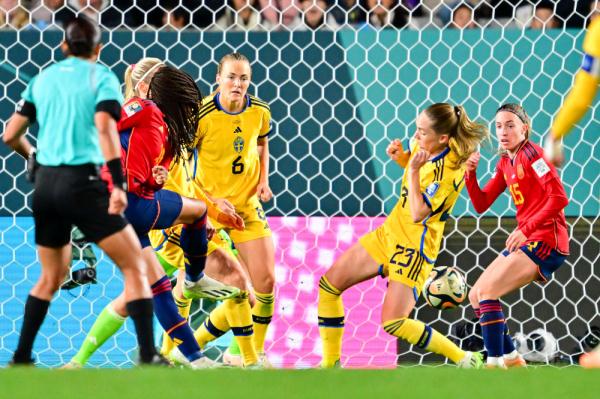 女足世界杯 | 超越伟大！西班牙女足“加冕”之路