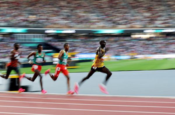 田径世锦赛|莱尔斯称雄飞人大战 切普特盖男子万米三连冠 田径世锦赛|莱尔斯称雄飞人大战 切普特盖男子万米三连冠