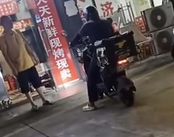 深圳一骑手得知孩子跳楼崩溃大哭？本人回应：一场误会
