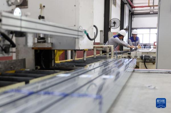 复工复产陆续按下“启动键”——河北涿州受灾企业采访见闻 复工复产陆续按下“启动键”——河北涿州受灾企业采访见闻