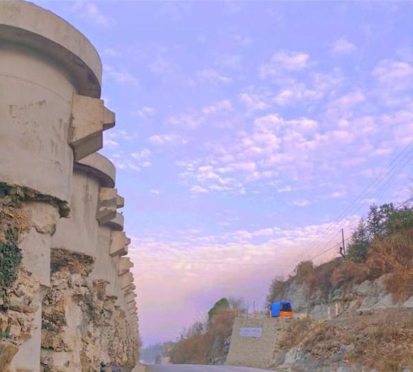 “我来驾校只办三件事,熄火、溜车和挨骂……” “我来驾校只办三件事,熄火、溜车和挨骂……”