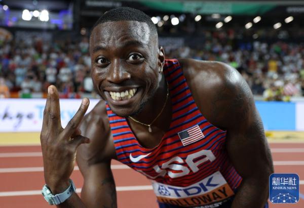 田径世锦赛丨男子110米栏决赛:霍洛韦夺冠 田径世锦赛丨男子110米栏决赛:霍洛韦夺冠