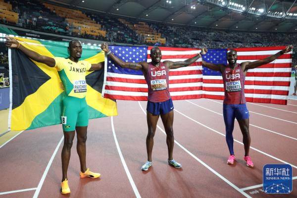 田径世锦赛丨男子110米栏决赛:霍洛韦夺冠 田径世锦赛丨男子110米栏决赛:霍洛韦夺冠
