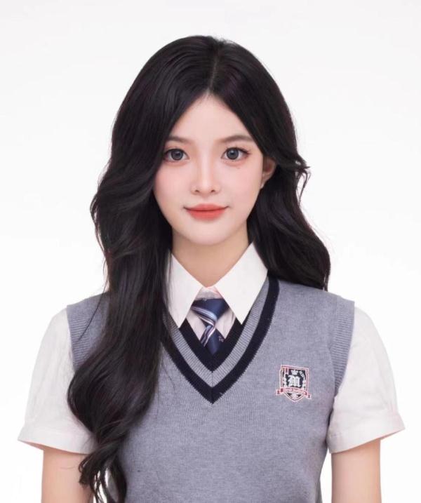 休学创业退学复读这位拥有280万粉丝的23岁女生圆梦北影