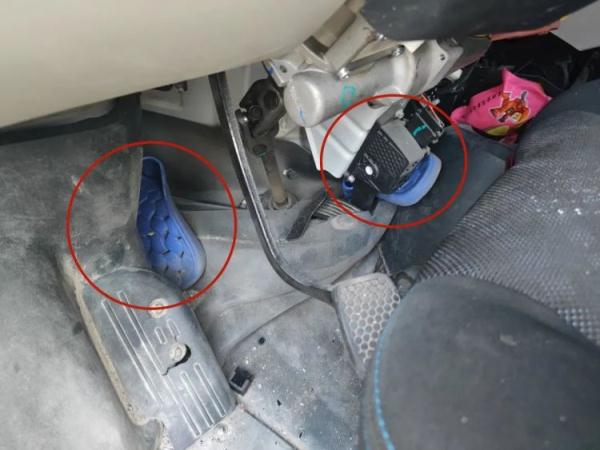 离谱!货车失控撞墙,交警到场赫然发现油门上卡着一只… 离谱!货车失控撞墙,交警到场赫然发现油门上卡着一只…