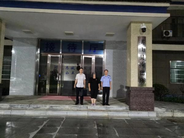 七旬大爷花200元嫖娼后被偷千元，“完事后，她偷走了我买肥料的钱”