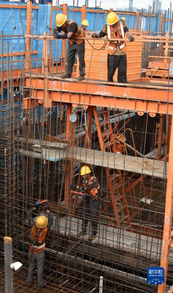 深圳在建第一高楼向城市天际线加速攀升 深圳在建第一高楼向城市天际线加速攀升