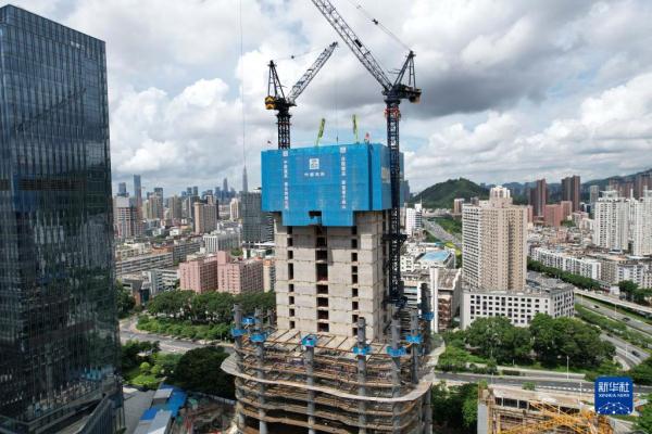 深圳在建第一高楼向城市天际线加速攀升 深圳在建第一高楼向城市天际线加速攀升