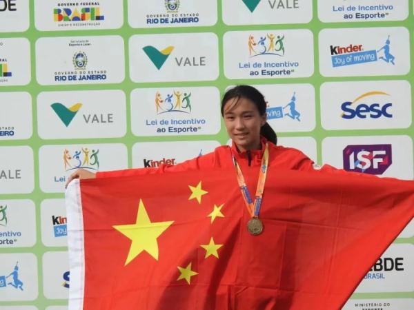 100米跑11秒56!短跑天才少女,勇夺世界级冠军 100米跑11秒56!短跑天才少女,勇夺世界级冠军