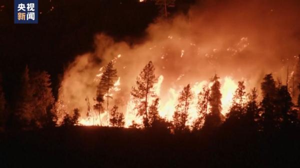 全球多地大火肆虐 超百座建筑被毁 全球多地大火肆虐 超百座建筑被毁