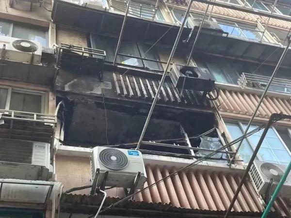 女子因情绪不佳，在朋友租借房中纵火身亡，邻居们的损失谁来赔？