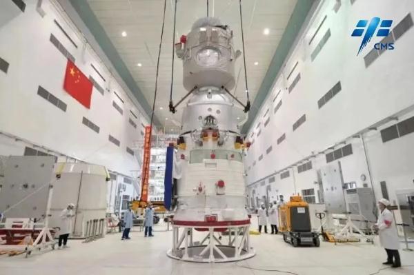 最高150°C,最低-100°C——空间站上的航天员如何“避暑”? 最高150°C,最低-100°C——空间站上的航天员如何“避暑”?