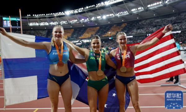 田径世锦赛丨女子撑杆跳高诞生双金 田径世锦赛丨女子撑杆跳高诞生双金