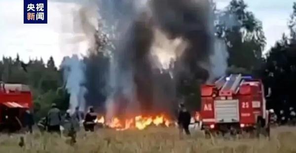 普里戈任坠机身亡，现场一片火海！拜登发声！