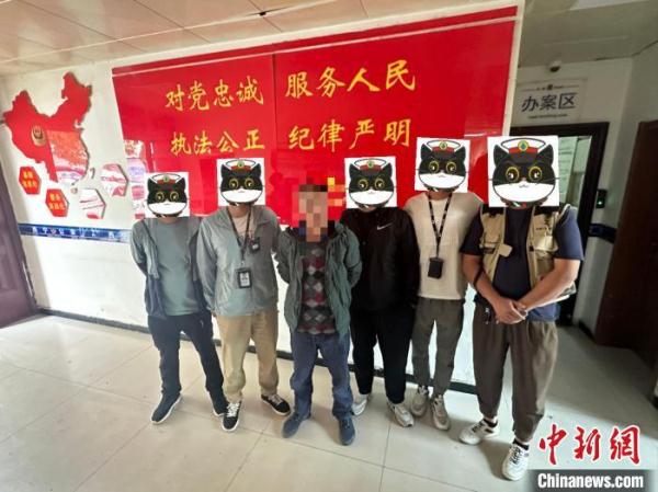 青海西宁城东警方抓获一名潜逃32年的外省命案逃犯