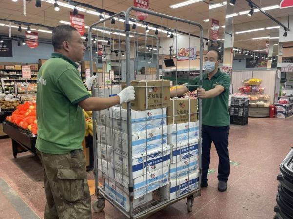 记者连夜探访世界最大食盐生产企业！储备充足、供应有保障！