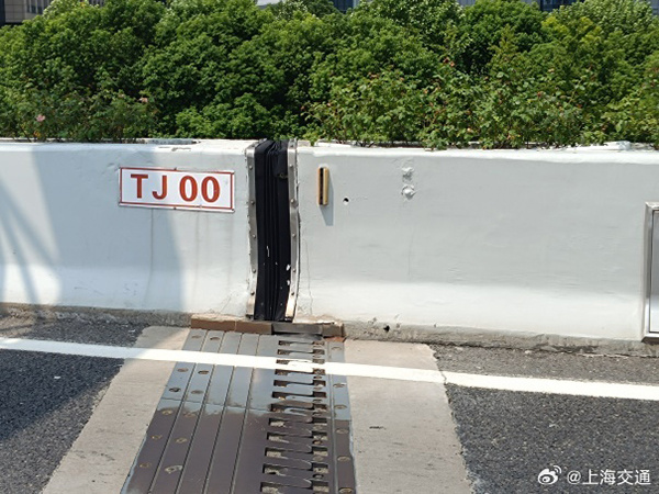 上海一高架疑似有“裂缝”？官方回应：经检测无结构安全隐患