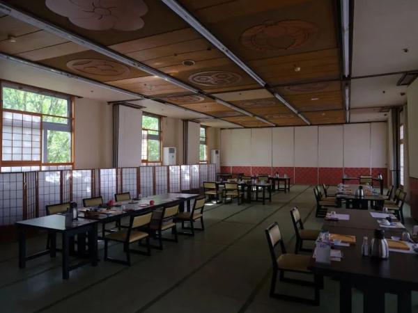 福岛核电站储存巨量核污染水，卫星图对比触目惊心！