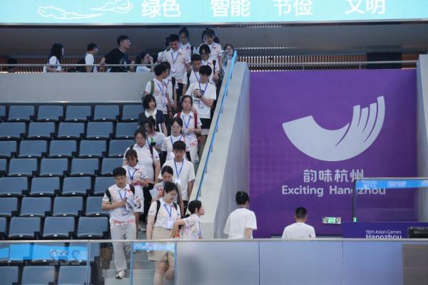 窗口写青春：杭州亚运会志愿者说