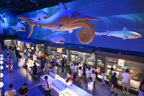 跨界融合展演激活暑期文旅消费市场 跨界融合展演激活暑期文旅消费市场