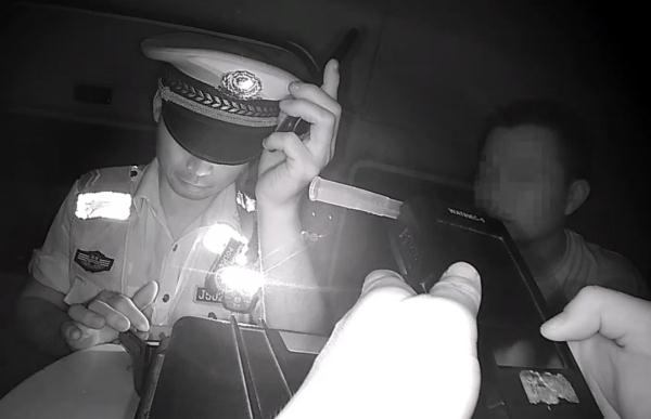 罚款5000元，拘留15天，驾驶证吊销！